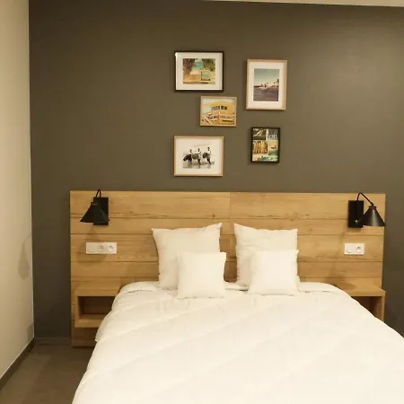 Pmr 4 Pers, Plage, Piscine Chauffee, Parking, Animaux Admis - Fr-1-194-254 * La Tranche-sur-Mer