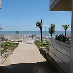 Pmr 4 Pers, Plage, Piscine Chauffee, Parking, Animaux Admis - Fr-1-194-254 아파트 *