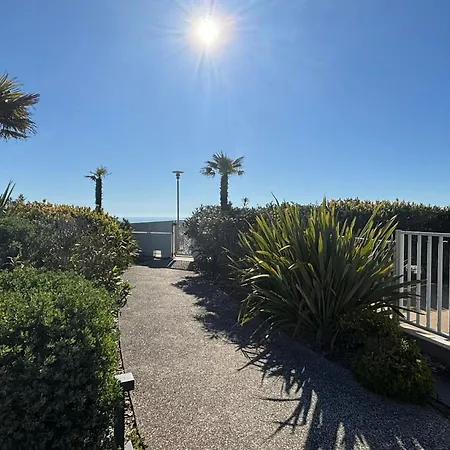 Appartement Pmr 4 Pers, Plage, Piscine Chauffée, Parking, Animaux Admis - Fr-1-194-254 *