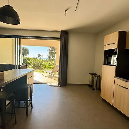 Pmr 4 Pers, Plage, Piscine Chauffée, Parking, Animaux Admis - Fr-1-194-254 *