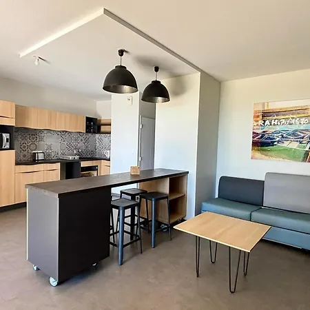 Pmr 4 Pers, Plage, Piscine Chauffée, Parking, Animaux Admis - Fr-1-194-254 La Tranche-sur-Mer