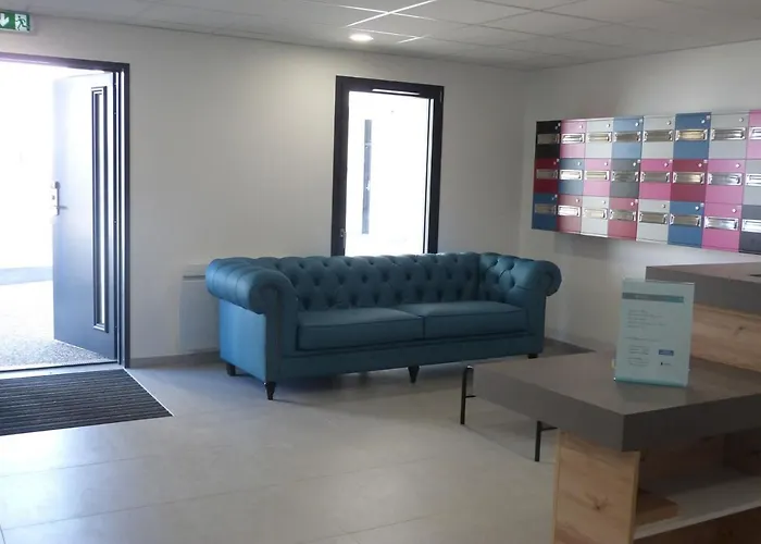 Pmr 4 Pers, Plage, Piscine Chauffee, Parking, Animaux Admis - Fr-1-194-254